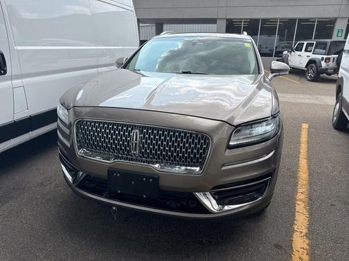 2019 Lincoln Nautilus Reserve