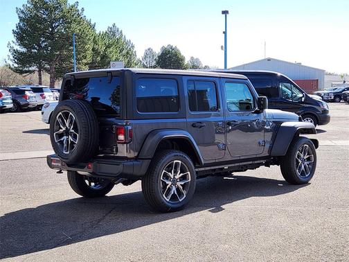 2025 Jeep Wrangler 4xe Sport