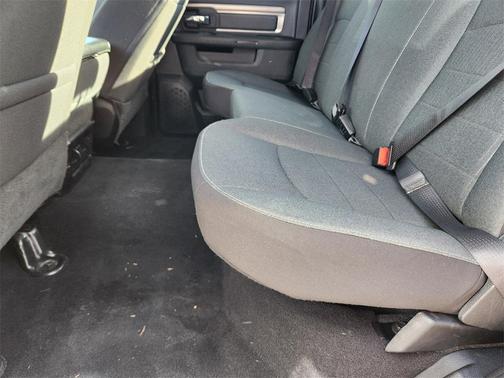 2024 RAM 1500 Classic SLT