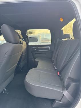 2024 RAM 1500 Classic SLT