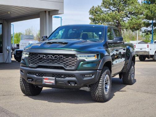 Serrano Red 2026 RAM 1500 RHO