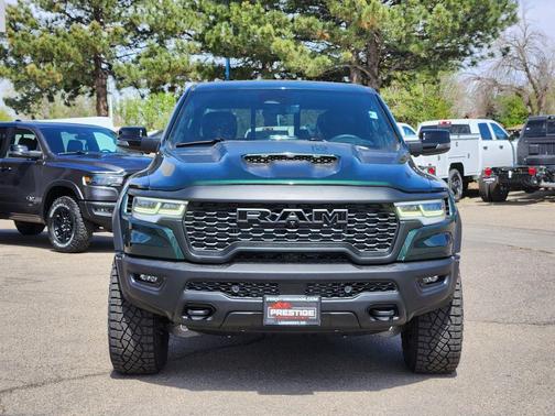 Serrano Red 2026 RAM 1500 RHO