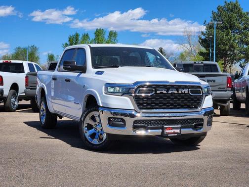 Bright White Clearcoat 2026 RAM 1500 Big Horn/Lone Star