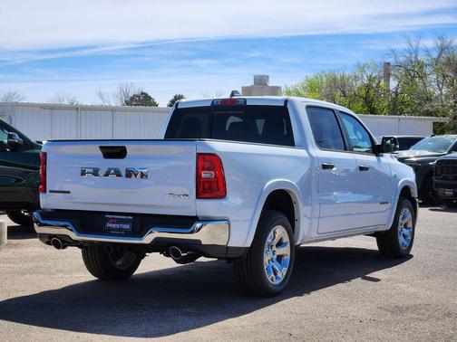 Bright White Clearcoat 2026 RAM 1500 Big Horn/Lone Star