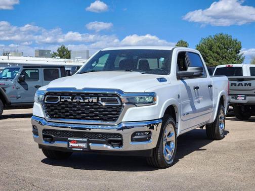 Bright White Clearcoat 2026 RAM 1500 Big Horn/Lone Star