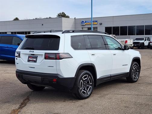 2026 Jeep Cherokee LAREDO/LIMITED