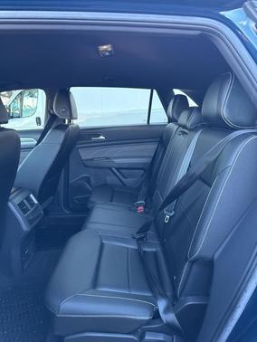 2023 Volkswagen Atlas Cross Sport 3.6L V6 SE w/Technology