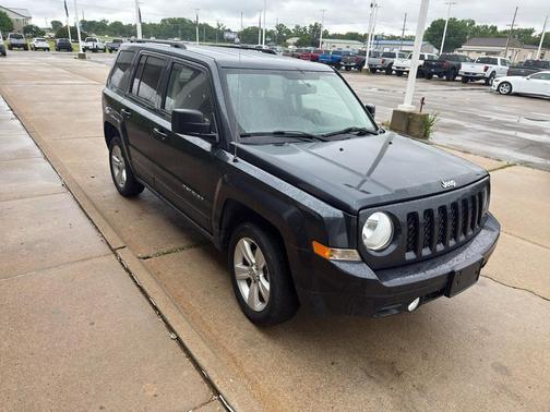 Maximum Steel Metallic Clearcoat 2015 Jeep Patriot Latitude