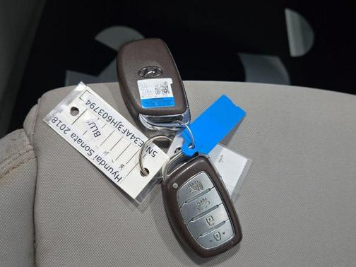 2018 Hyundai SONATA SEL