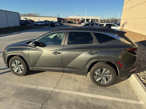 2022 Hyundai TUCSON Hybrid Blue