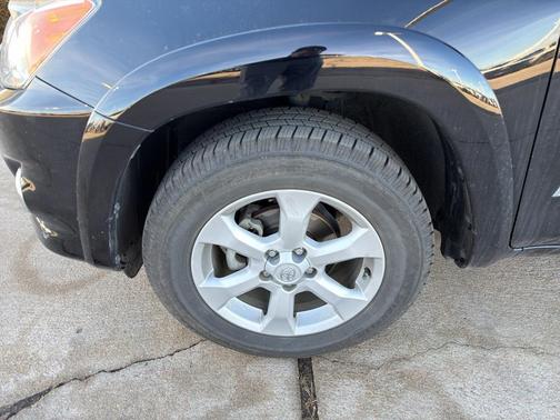 2011 Toyota RAV4 Limited