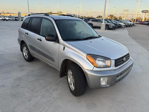 2002 Toyota RAV4 Base
