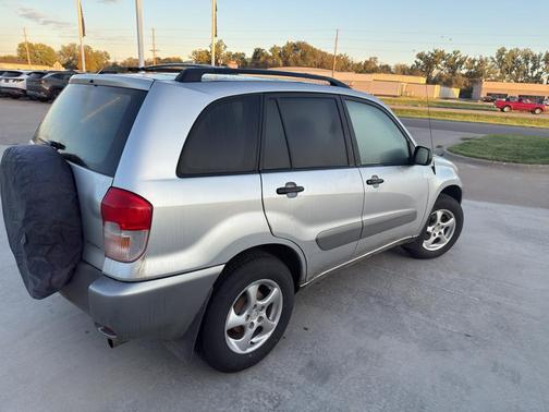 2002 Toyota RAV4 Base