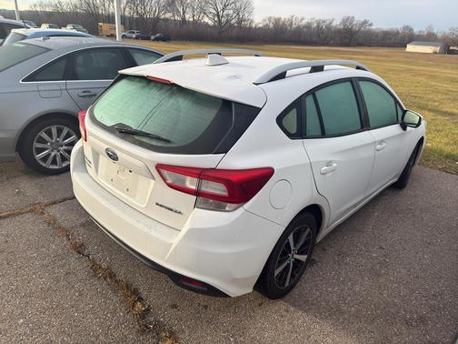 2019 Subaru Impreza 2.0i Premium