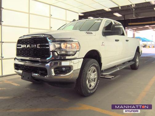 Bright White Clearcoat 2024 RAM 2500 Tradesman Crew Cab 4x4 8' Box