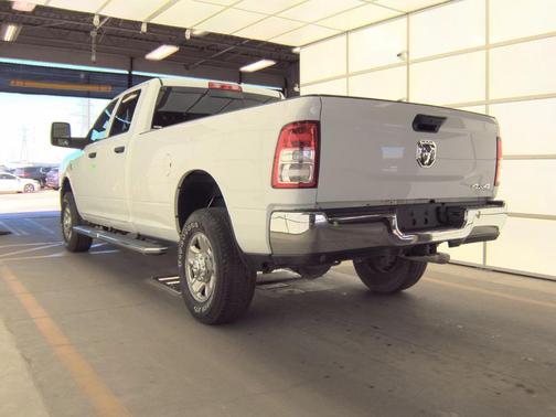 Bright White Clearcoat 2024 RAM 2500 Tradesman Crew Cab 4x4 8' Box