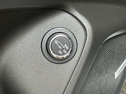 Sterling Gray Metallic 2025 Chevrolet Trailblazer RS
