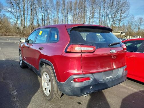 2015 Jeep Cherokee Sport