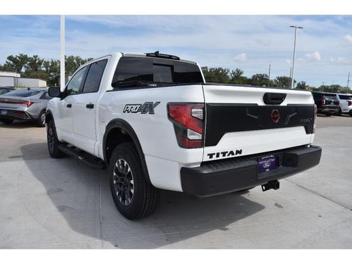 2024 Nissan Titan PRO-4X