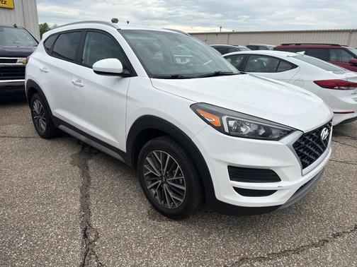 Winter White 2021 Hyundai TUCSON SEL