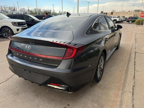 2021 Hyundai SONATA SEL