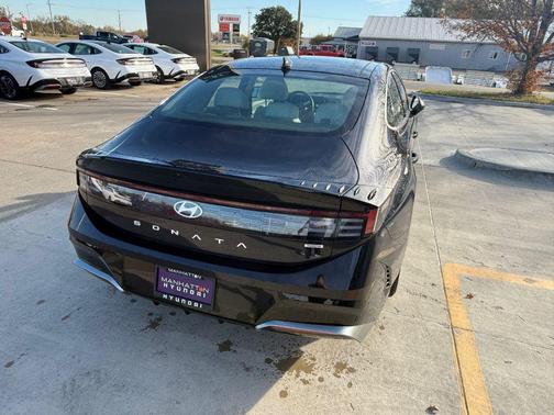 2024 Hyundai SONATA Hybrid Limited