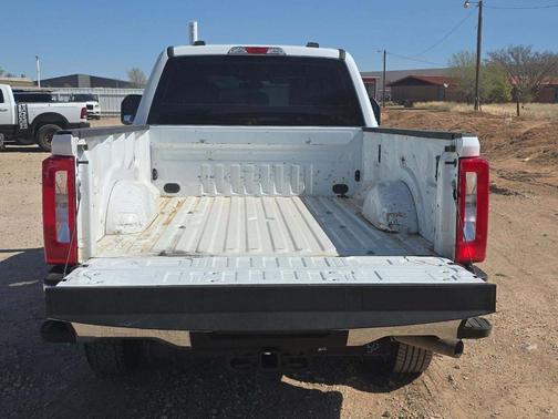 Oxford White 2024 Ford F-250 XL