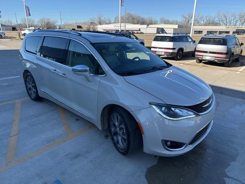 2020 Chrysler Pacifica Limited
