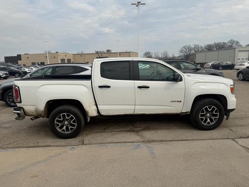 2022 GMC Canyon AT4