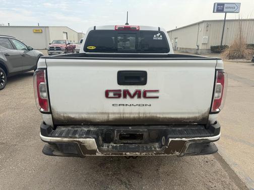 2022 GMC Canyon AT4