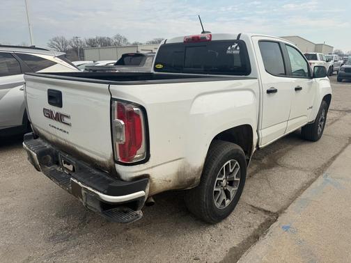 2022 GMC Canyon AT4