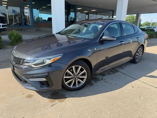 Platinum Graphite 2019 Kia Optima LX