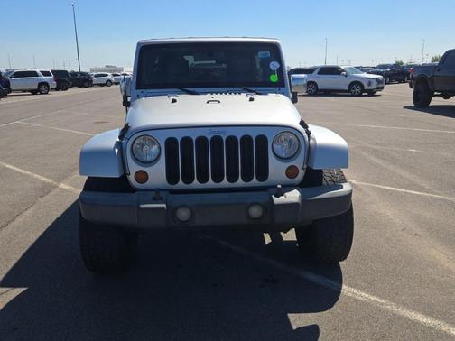 Bright Silver Metallic Clearcoat/Black Hard Top 2007 Jeep Wrangler Unlimited Sahara