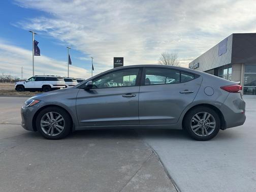 2018 Hyundai ELANTRA Value Edition