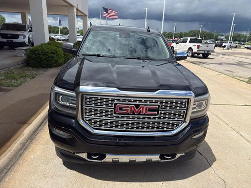 Onyx Black 2017 GMC Sierra 1500 Denali