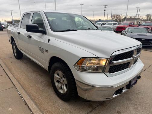 Bright White 2022 RAM 1500 Classic SLT