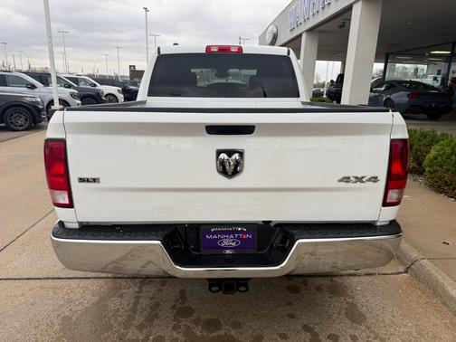 Bright White 2022 RAM 1500 Classic SLT