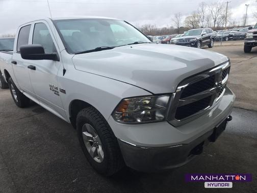 2022 RAM 1500 Classic SLT