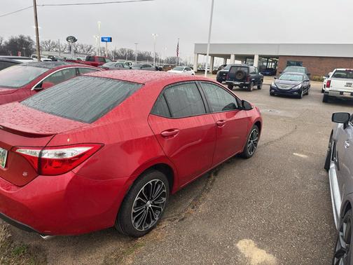 2016 Toyota Corolla S Plus