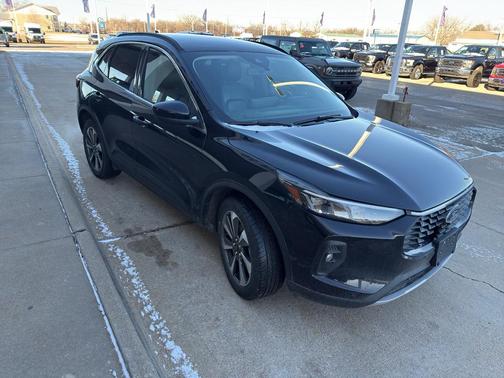 2024 Ford Escape Platinum