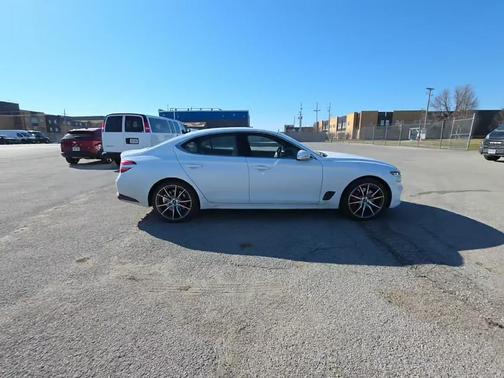Alta White 2025 Genesis G70 2.5T