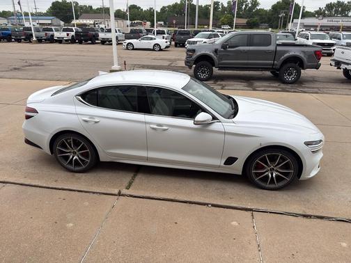 Alta White 2025 Genesis G70 2.5T RWD