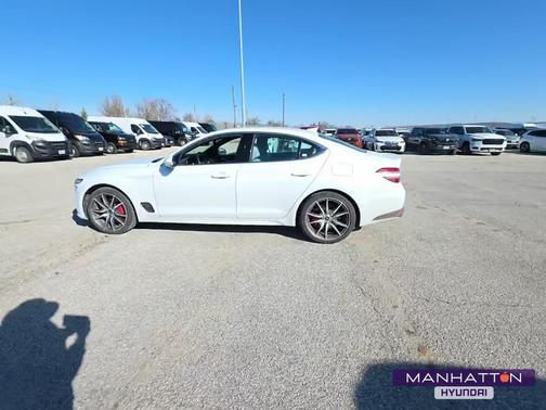 Alta White 2025 Genesis G70 2.5T