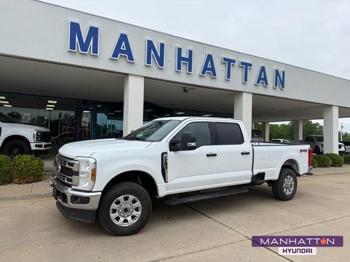 Oxford White 2024 Ford F-350 XLT