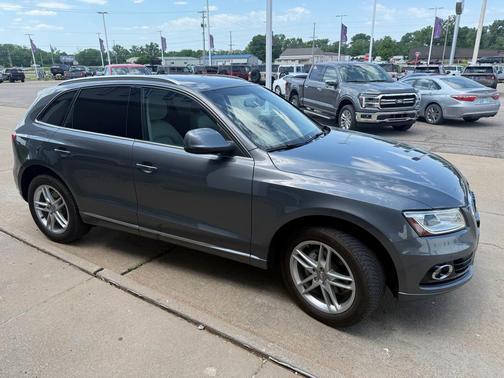 Monsoon Gray Metallic 2014 Audi Q5 2.0T Premium Plus
