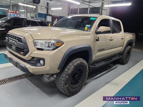 2018 Toyota Tacoma TRD Sport