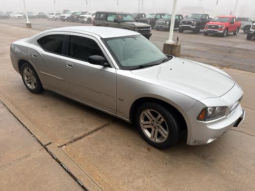 2006 Dodge Charger Base