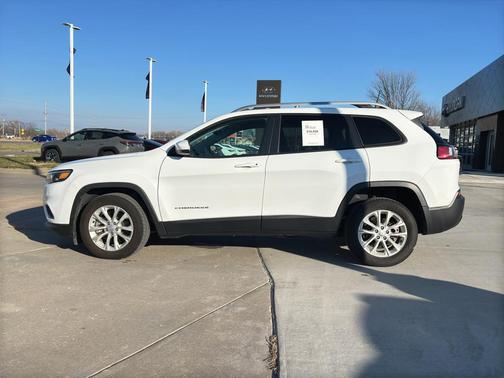 2021 Jeep Cherokee Latitude