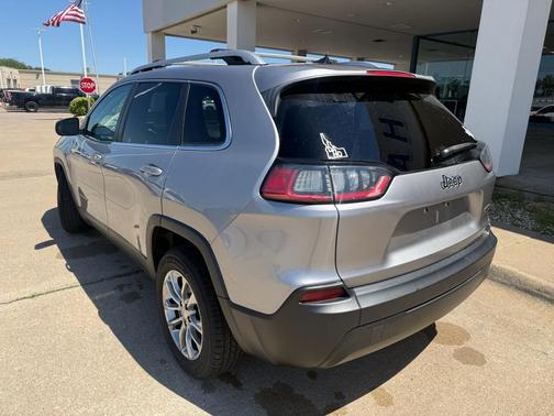 Billet Silver Metallic Clearcoat 2019 Jeep Cherokee Latitude Plus