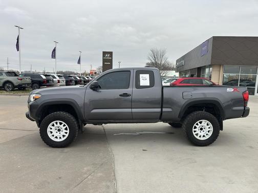 2020 Toyota Tacoma SR5